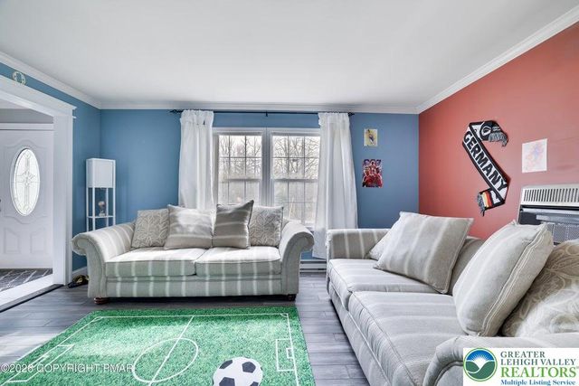 5382 Vine Terrace, Coolbaugh Twp, PA 18466