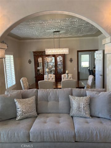 1675 N Quince Way, Upland, CA 91784