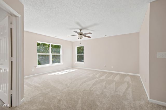 6 Spicewood Court, Durham, NC 27703