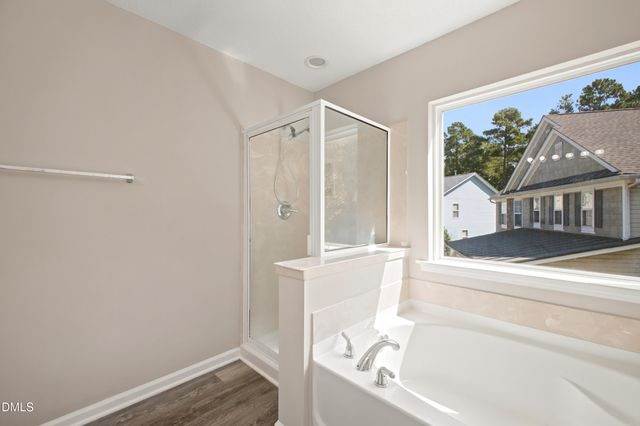 6 Spicewood Court, Durham, NC 27703