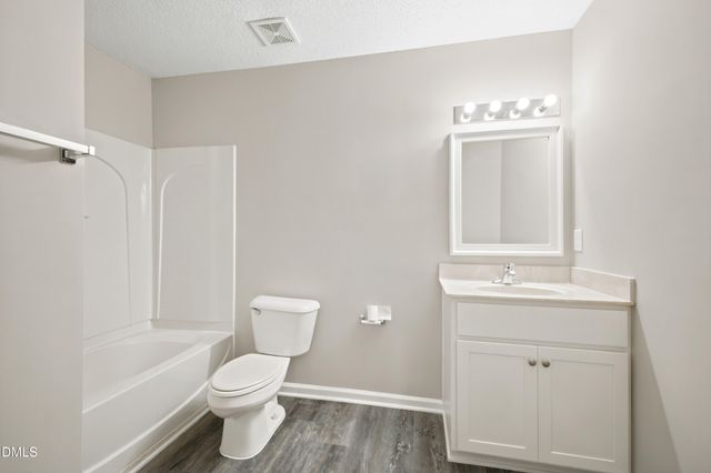 6 Spicewood Court, Durham, NC 27703