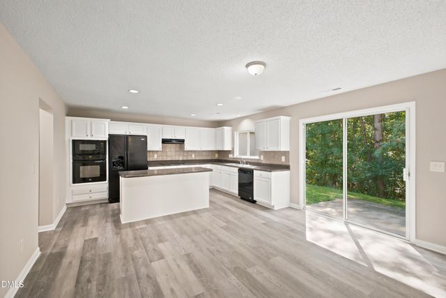 6 Spicewood Court, Durham, NC 27703