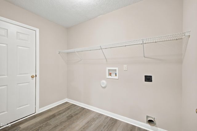 6 Spicewood Court, Durham, NC 27703