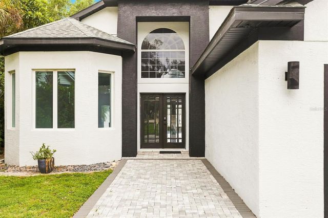 673 LAKE HARBOR CIRCLE, Orlando, FL 32809