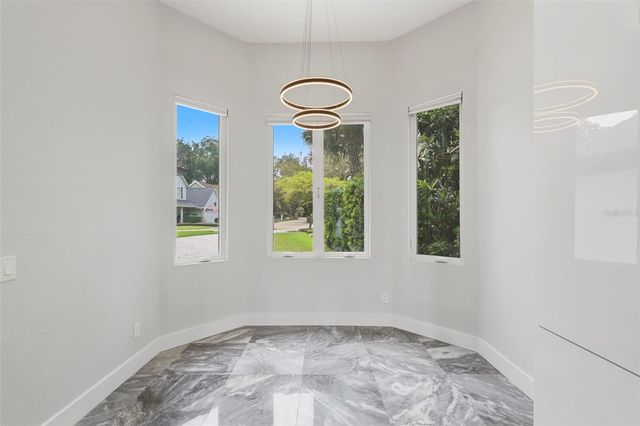 673 LAKE HARBOR CIRCLE, Orlando, FL 32809