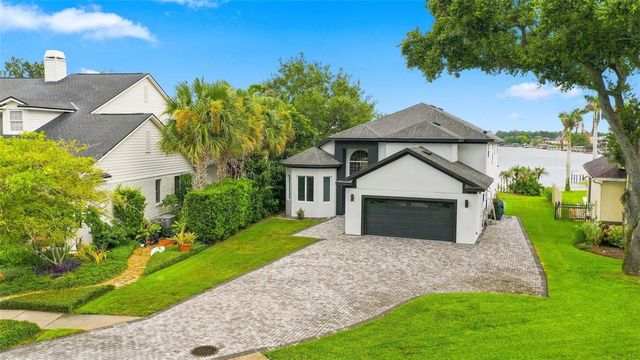 673 LAKE HARBOR CIRCLE, Orlando, FL 32809