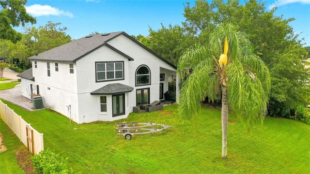 673 LAKE HARBOR CIRCLE, Orlando, FL 32809
