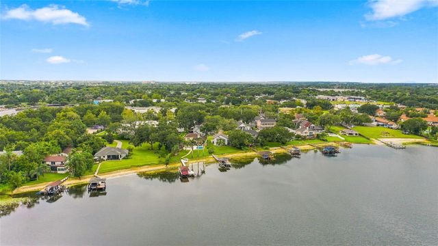 673 LAKE HARBOR CIRCLE, Orlando, FL 32809