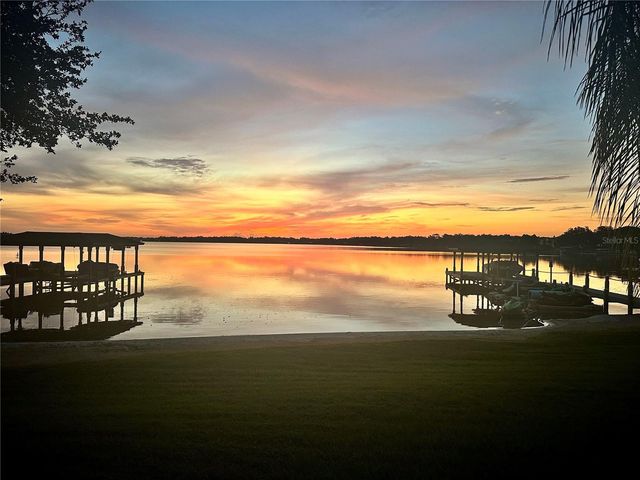 673 LAKE HARBOR CIRCLE, Orlando, FL 32809