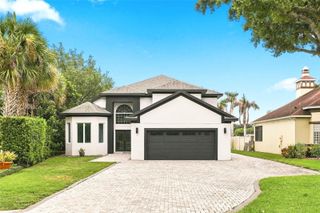 673 LAKE HARBOR CIRCLE, Orlando, FL 32809