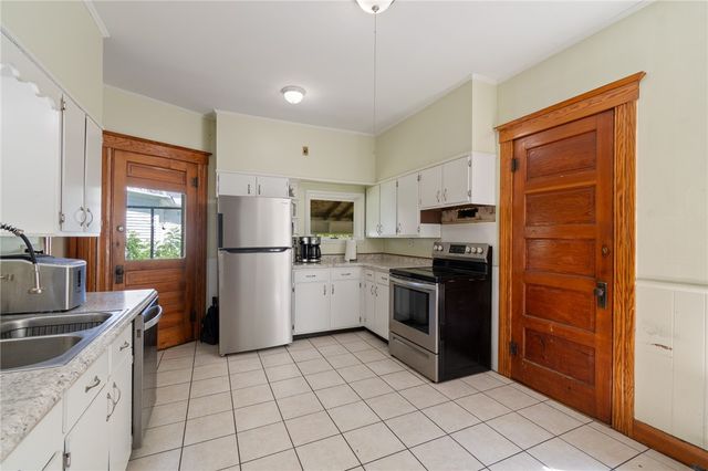 1960 Ridge Road, Ontario, NY 14519