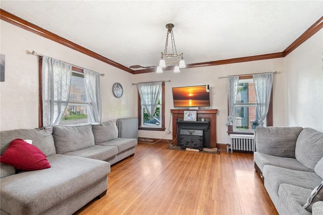 1960 Ridge Road, Ontario, NY 14519