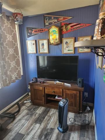 1619 Eastmoreland Avenue, Rockford, IL 61108