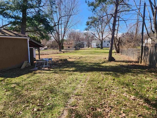 1619 Eastmoreland Avenue, Rockford, IL 61108