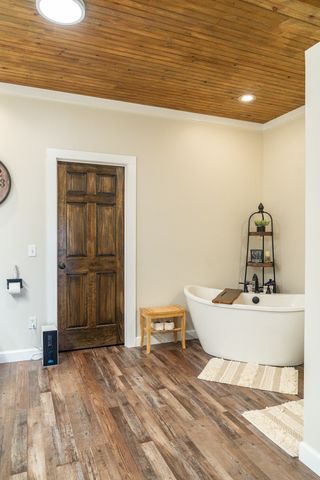 1243 Cave Hill Rd, Lafayette, TN 37083