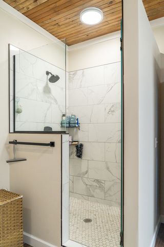 1243 Cave Hill Rd, Lafayette, TN 37083