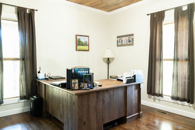 1243 Cave Hill Rd, Lafayette, TN 37083