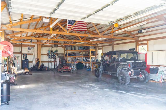 1243 Cave Hill Rd, Lafayette, TN 37083