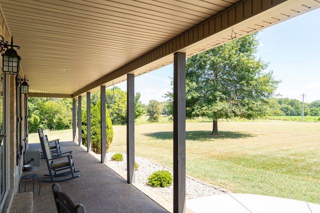 1243 Cave Hill Rd, Lafayette, TN 37083