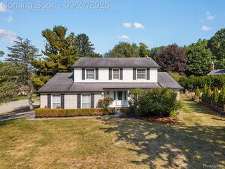 42881 Inverness Court, Northville, MI 48168