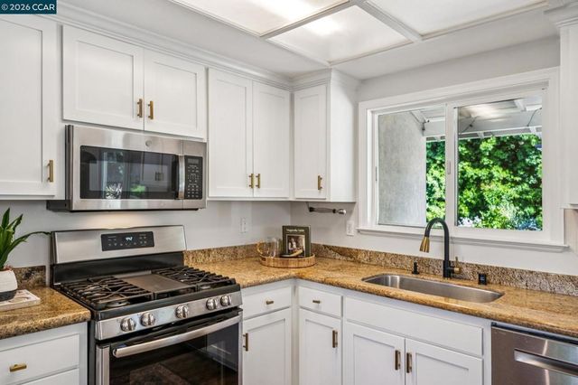 726 San Andreas Ct, Concord, CA 94518