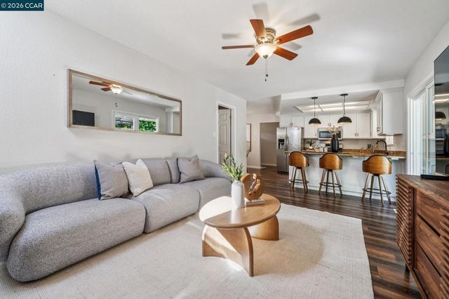 726 San Andreas Ct, Concord, CA 94518