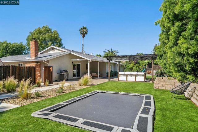 726 San Andreas Ct, Concord, CA 94518