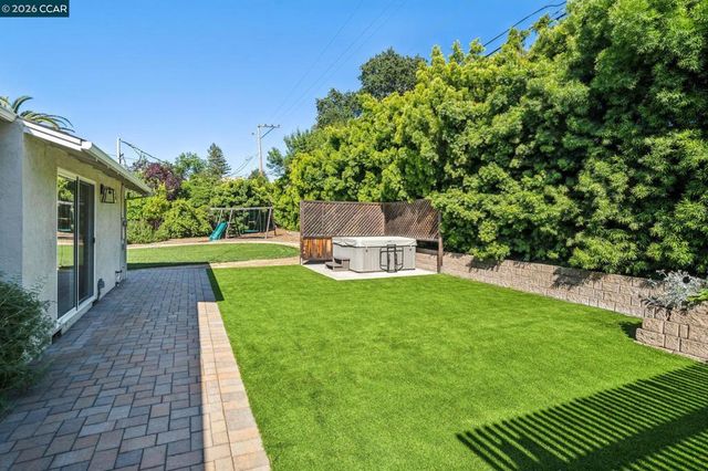 726 San Andreas Ct, Concord, CA 94518