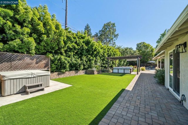 726 San Andreas Ct, Concord, CA 94518