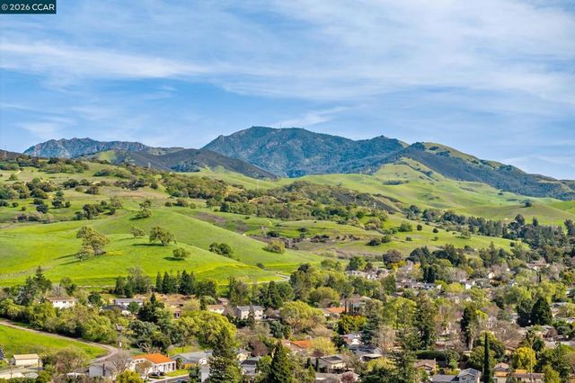 726 San Andreas Ct, Concord, CA 94518