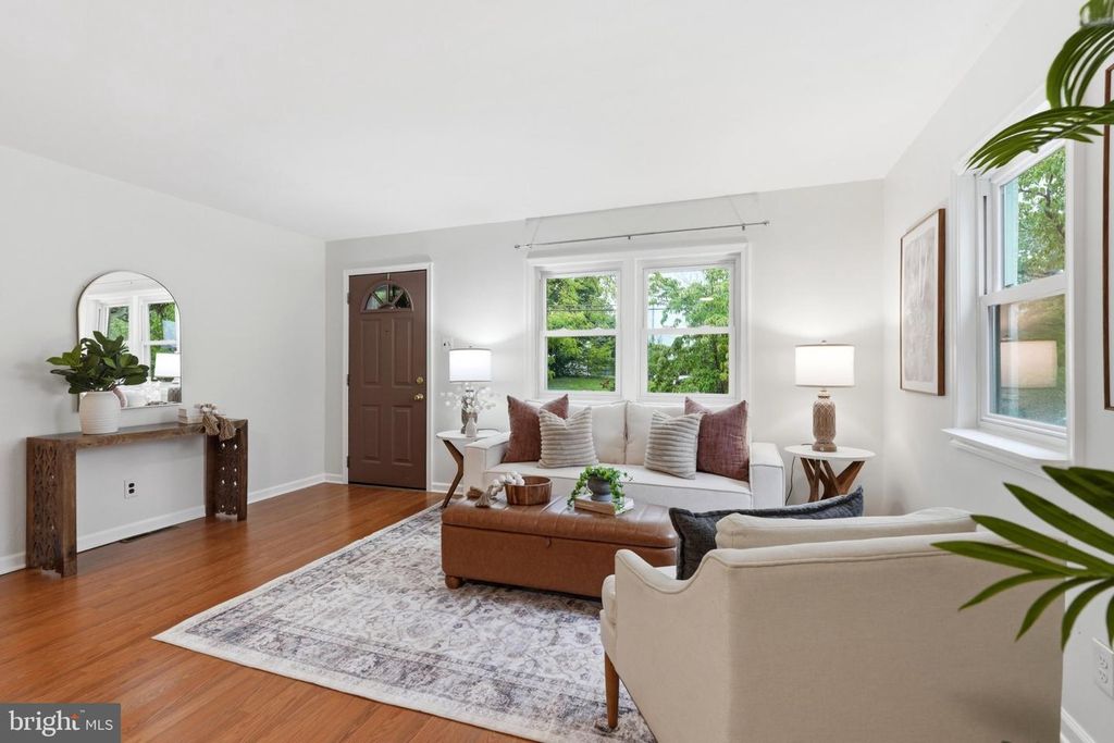 634 N MONROE ST, MEDIA, PA 19063 — photo 2