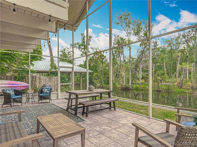 857 N Palm Springs Terrace, Crystal River, FL 34429