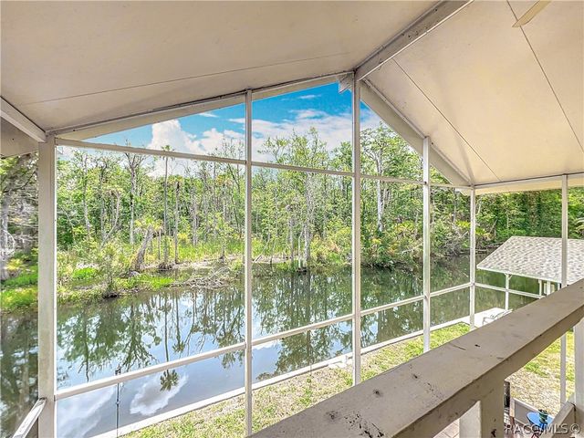 857 N Palm Springs Terrace, Crystal River, FL 34429
