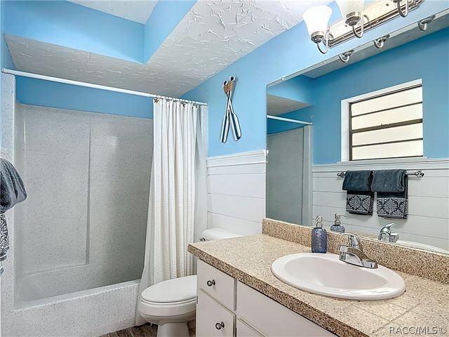 857 N Palm Springs Terrace, Crystal River, FL 34429