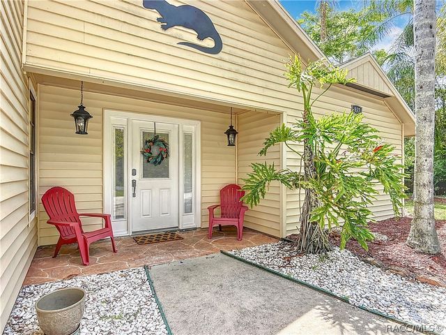 857 N Palm Springs Terrace, Crystal River, FL 34429
