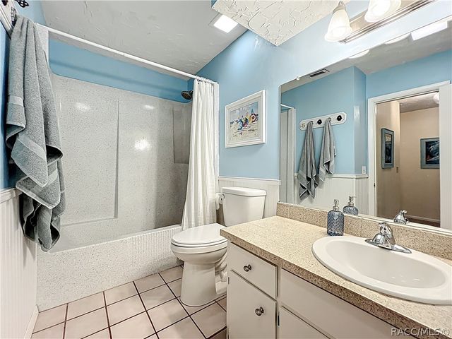 857 N Palm Springs Terrace, Crystal River, FL 34429