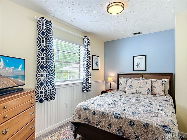 857 N Palm Springs Terrace, Crystal River, FL 34429
