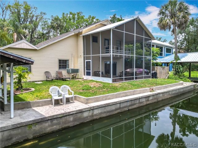 857 N Palm Springs Terrace, Crystal River, FL 34429