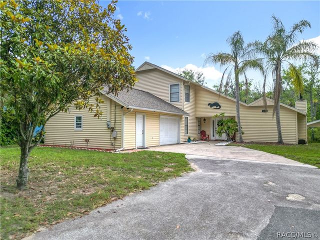857 N Palm Springs Terrace, Crystal River, FL 34429