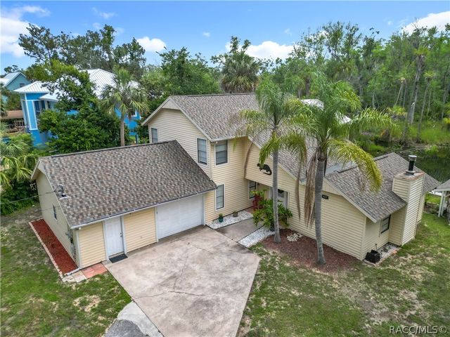 857 N Palm Springs Terrace, Crystal River, FL 34429