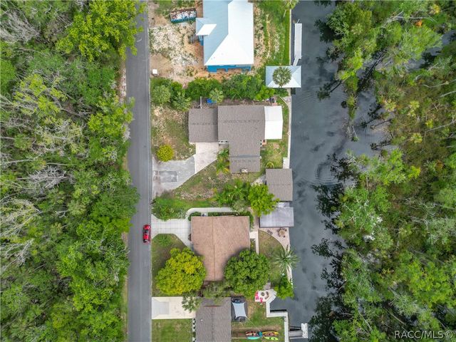 857 N Palm Springs Terrace, Crystal River, FL 34429