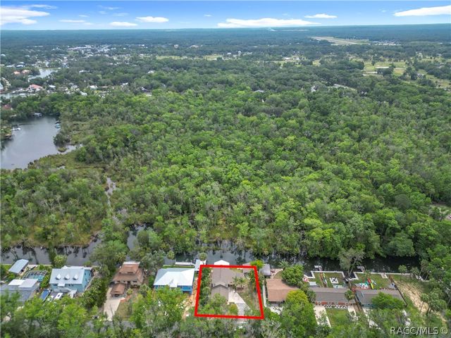857 N Palm Springs Terrace, Crystal River, FL 34429