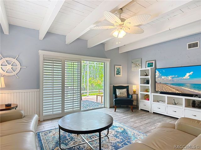 857 N Palm Springs Terrace, Crystal River, FL 34429