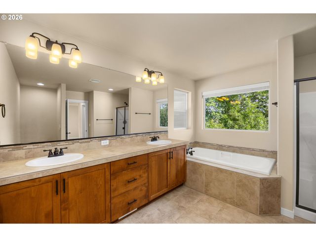 20269 Sw GRACIE St, Beaverton, OR 97006