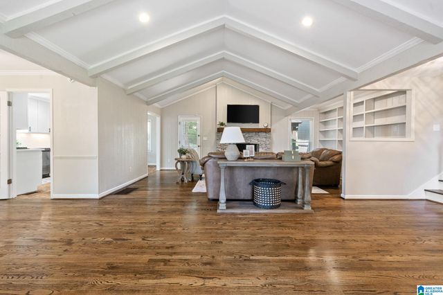 312 GREAT VIEW CIRCLE, Hoover, AL 35226