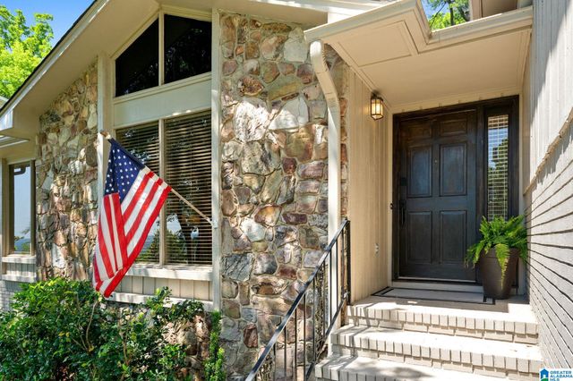 312 GREAT VIEW CIRCLE, Hoover, AL 35226