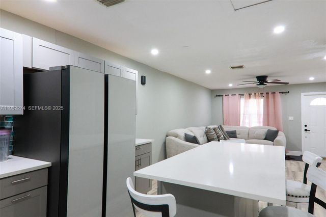 5300 NW 15th Ct 1, Lauderhill, FL 33313