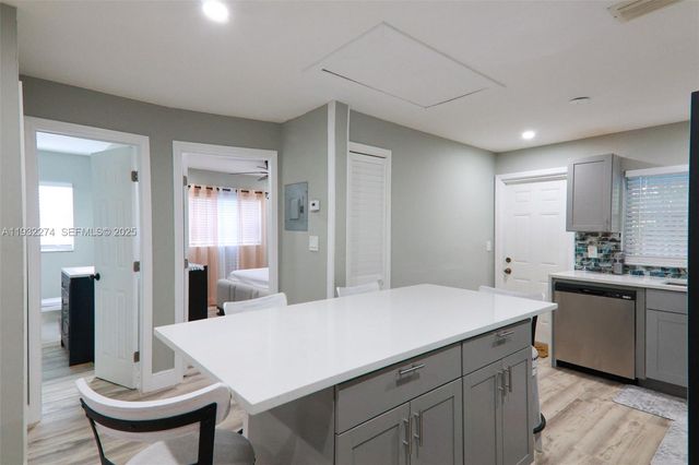 5300 NW 15th Ct 1, Lauderhill, FL 33313