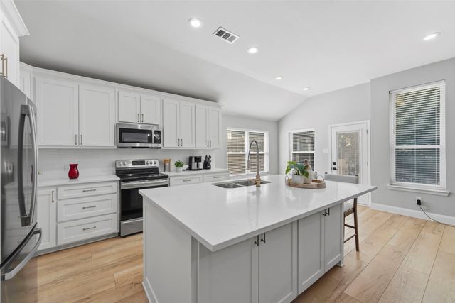5554 Canyon Lands Drive, Fort Worth, TX 76137