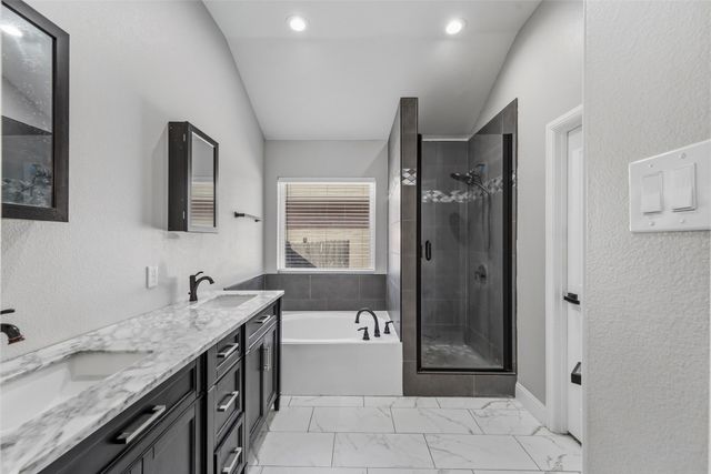 5554 Canyon Lands Drive, Fort Worth, TX 76137